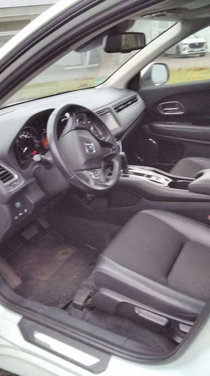 Honda HR-V Executive,CV-T Automaic