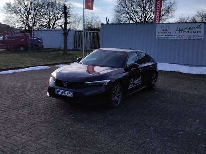Honda Civic e: HEV Advance